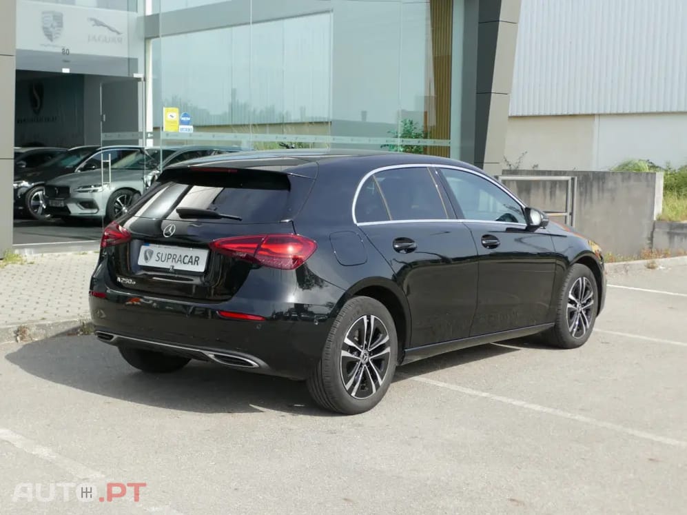 Mercedes-Benz A 250 e Progressive
