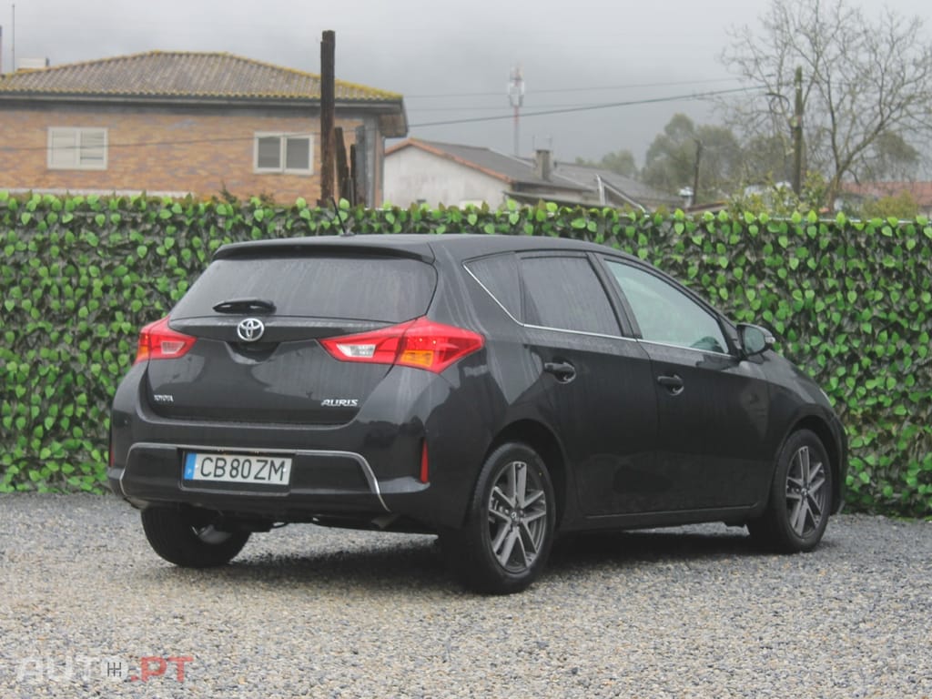 Toyota Auris 1.4 D-4D Exclusive