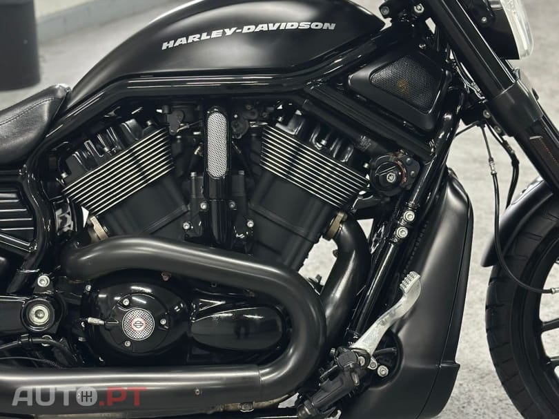 Harley Davidson VRSCD Night Road Special PORSCHE