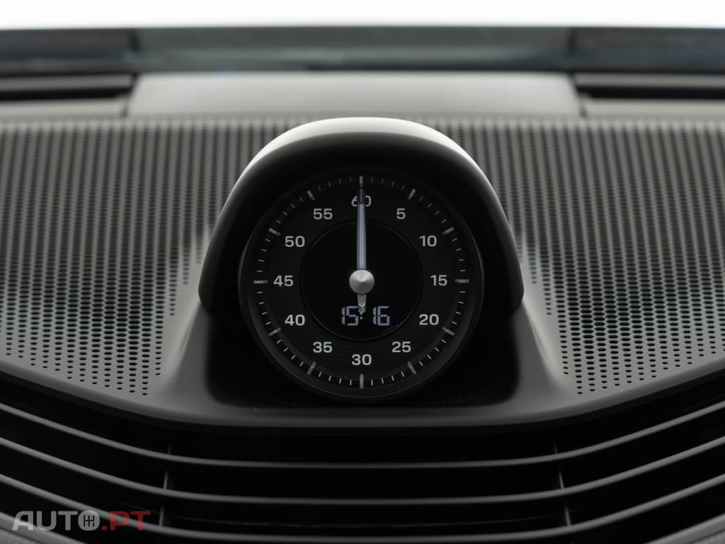 Porsche Taycan Bose