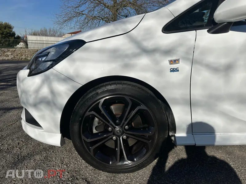 Opel Corsa 1.4 T GSi J18