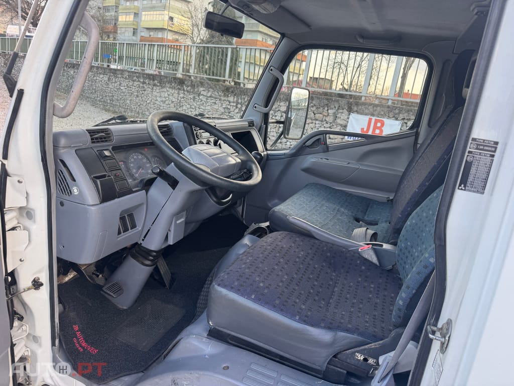 Mitsubishi Canter Fuso 3S13 3.0DI-D 6LUG Ligeira Nacional