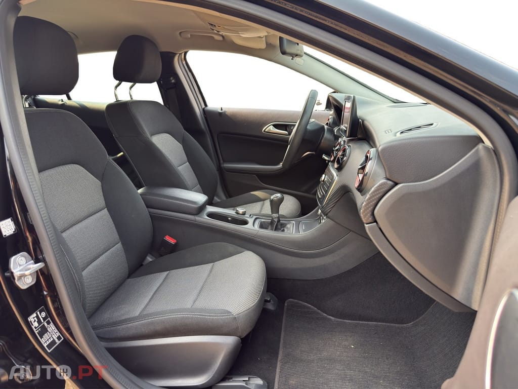 Mercedes-Benz GLA 180 (CDI) d