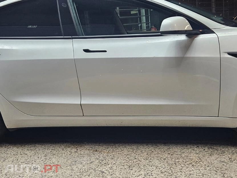 Tesla Model 3 Standard Range Plus RWD