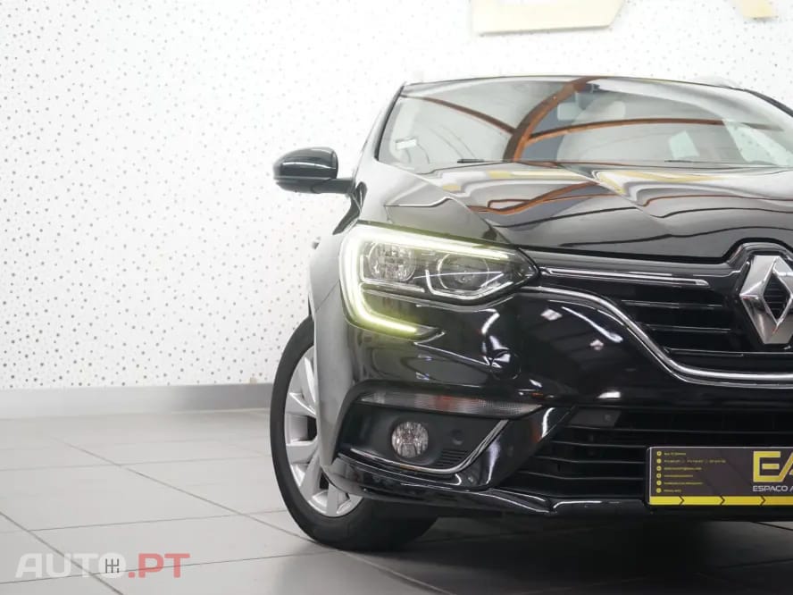 Renault Mégane Sport Tourer 1.5 Blue dCi Intens EDC