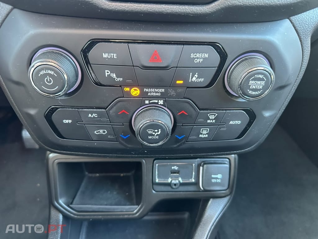 Jeep Renegade MTX Black Star