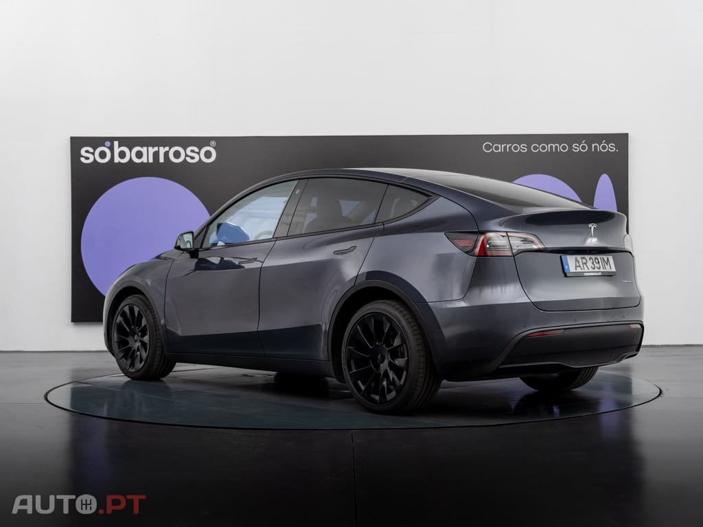 Tesla Model Y Long Range Tração Integral