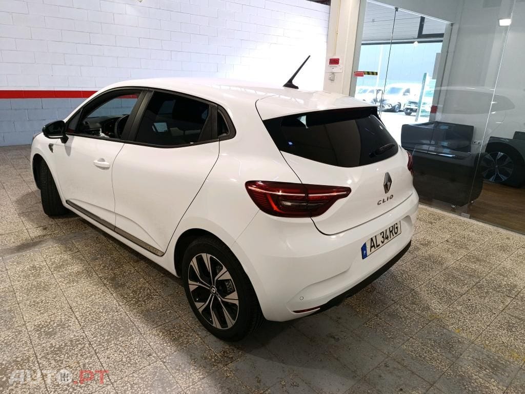 Renault Clio 1.0 TCe Limited Bi-Fuel