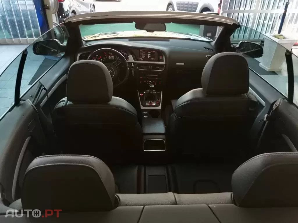 Audi Cabriolet 2.0 TDi S-line