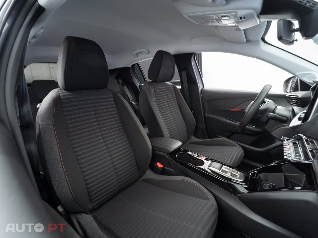 Peugeot E-208 50 kWh Active Pack