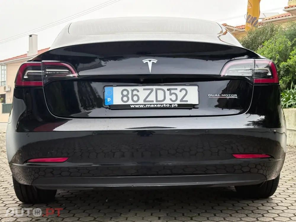 Tesla Model 3 Long Range Tração Integral Premium