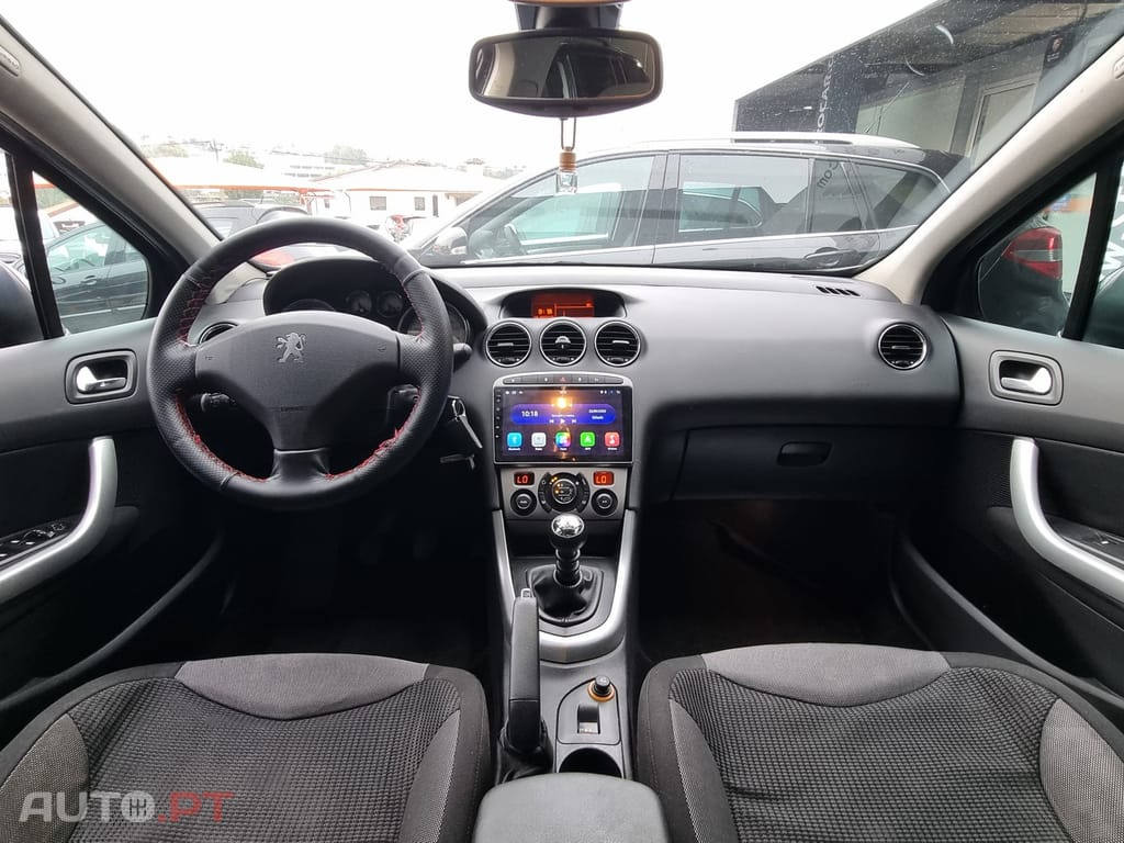 Peugeot 308 1.6 HDi Executive CVM6