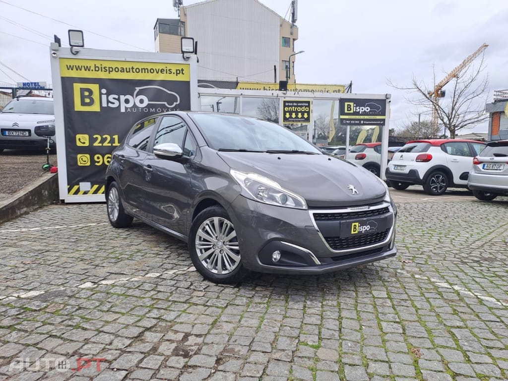 Peugeot 208 1.2 PureTech Signature