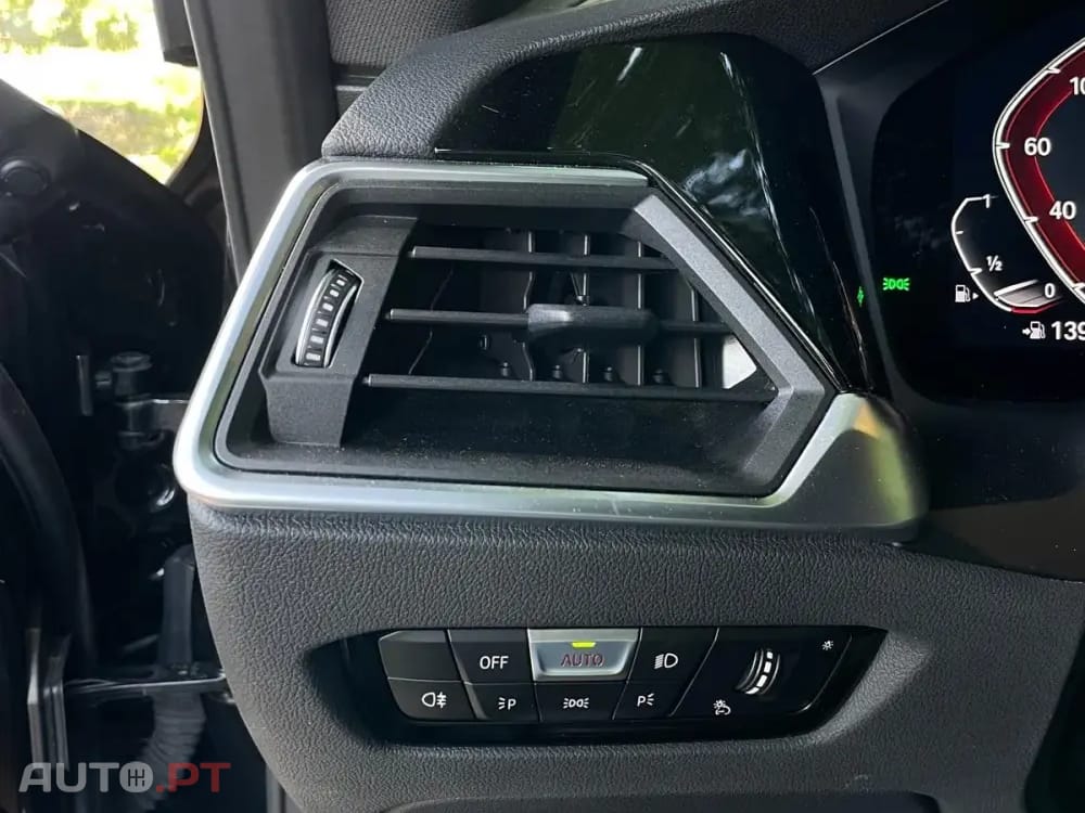 BMW 220 i Coupe Pack M Auto