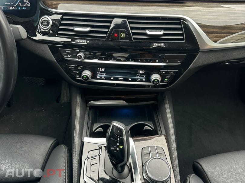 BMW 530 e Line Luxury