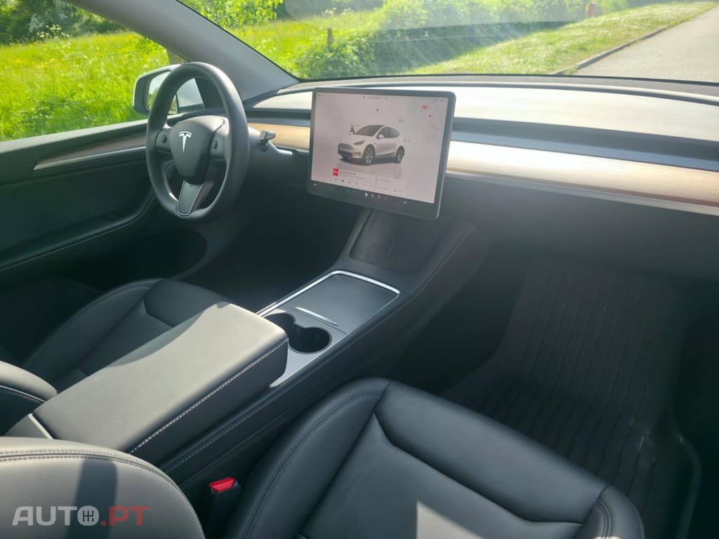 Tesla Model Y Tração Traseira