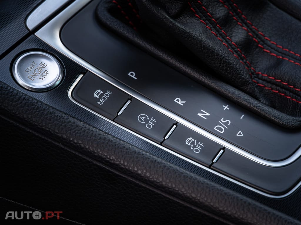 Volkswagen Golf 2.0 TSi GTi DSG Performance