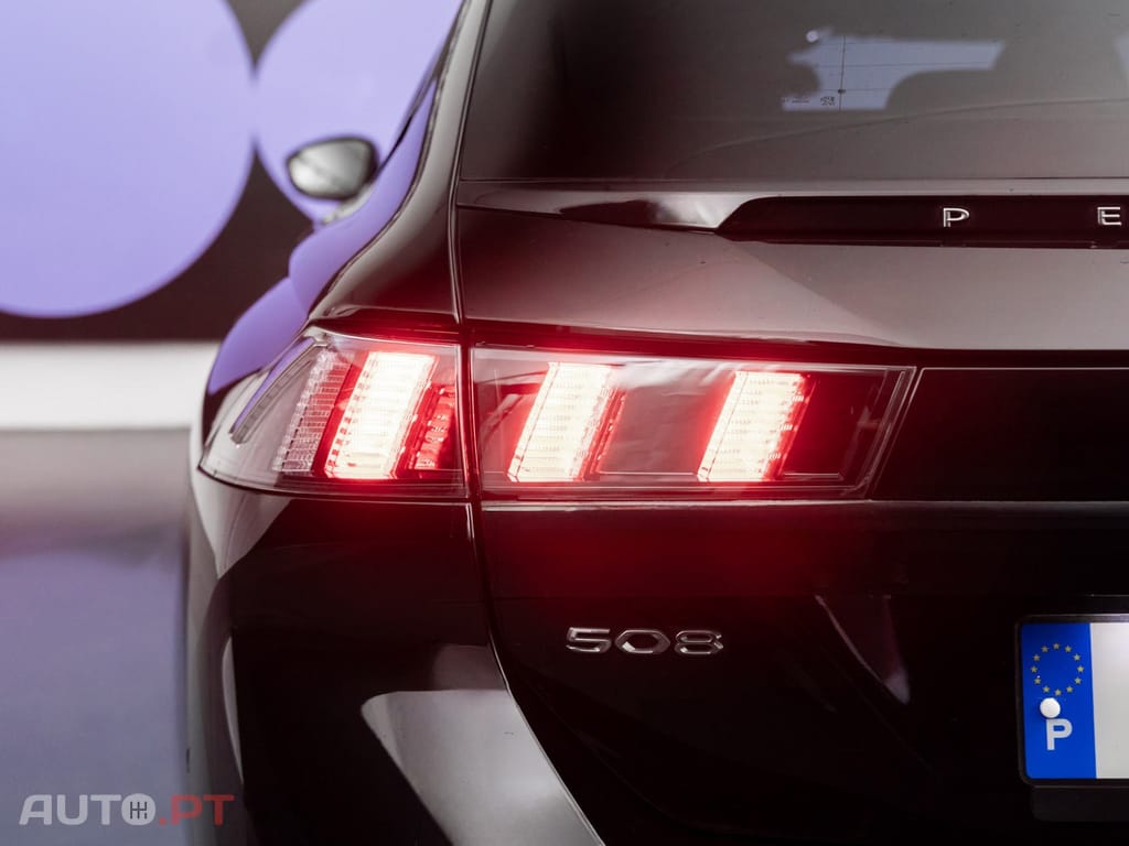 Peugeot 508 SW 1.6 Hybrid Allure e-EAT8 — fotografia 10