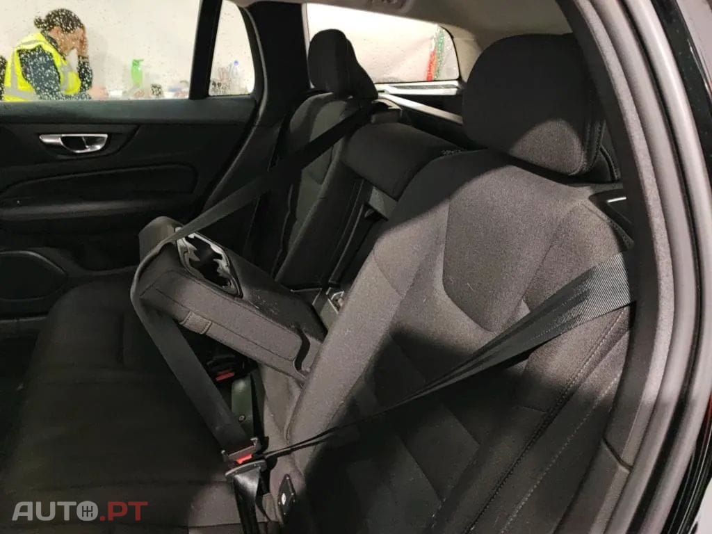 Volvo V60 2.0 T6 AWD TE Inscription Expression
