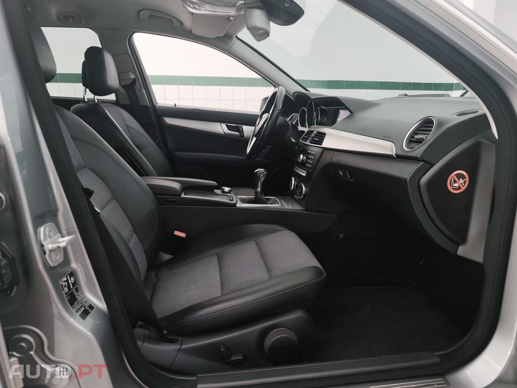 Mercedes-Benz C 220 CDi Avantgarde BE 128g