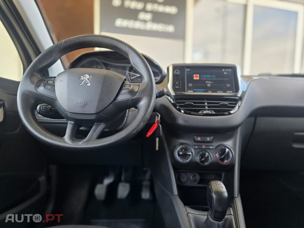 Peugeot 208 1.2 PureTech Active