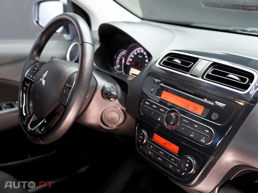 Mitsubishi Space Star 1.2 Intense