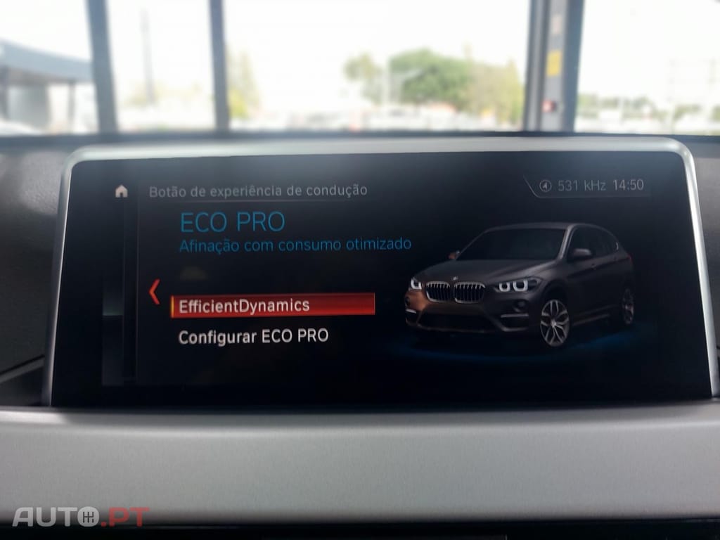 BMW X1 18 i sDrive Advantage