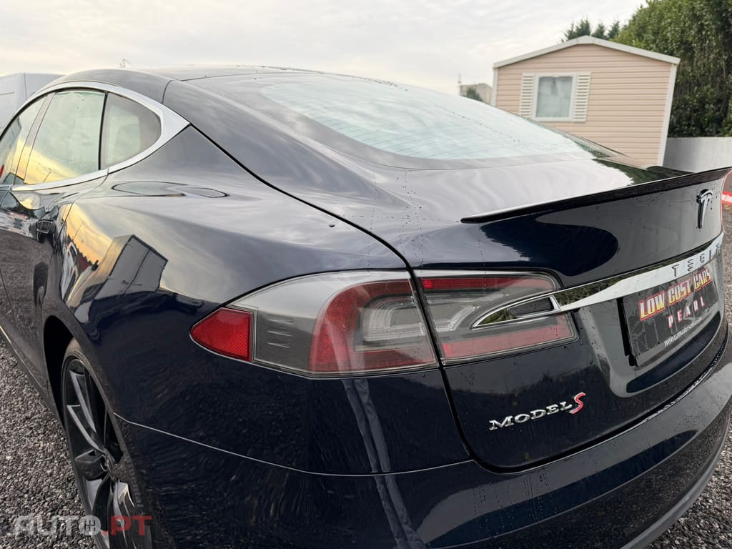 Tesla Model S 60