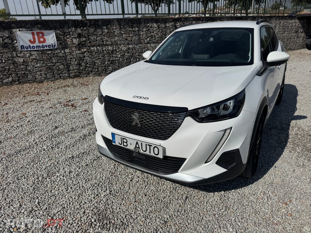 Peugeot 2008 1.2 PureTech Allure