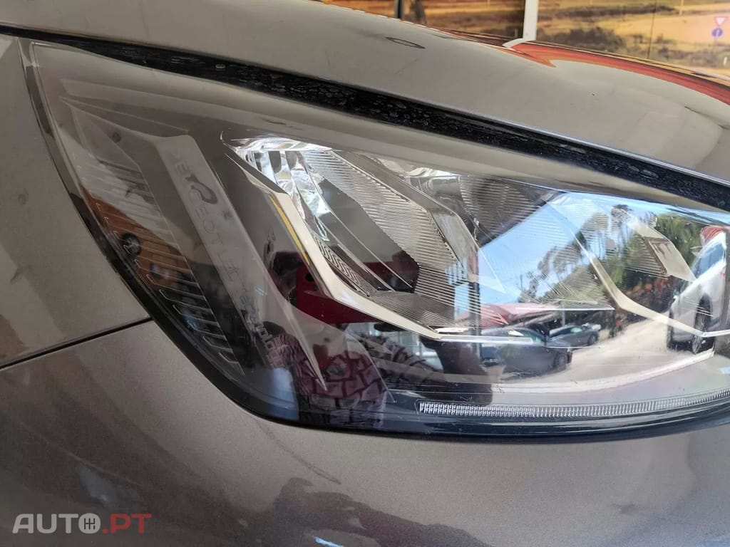 Peugeot 2008 PureTech 100 Stop&Start Active Pack