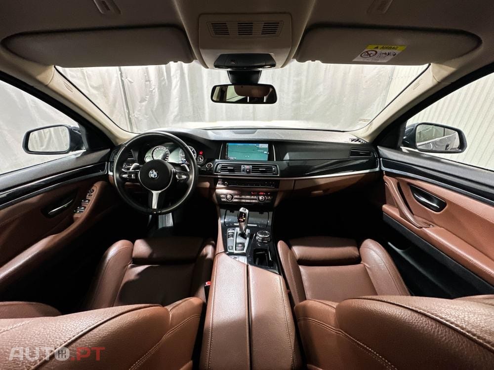 BMW 520 d Pack Desportivo M Auto
