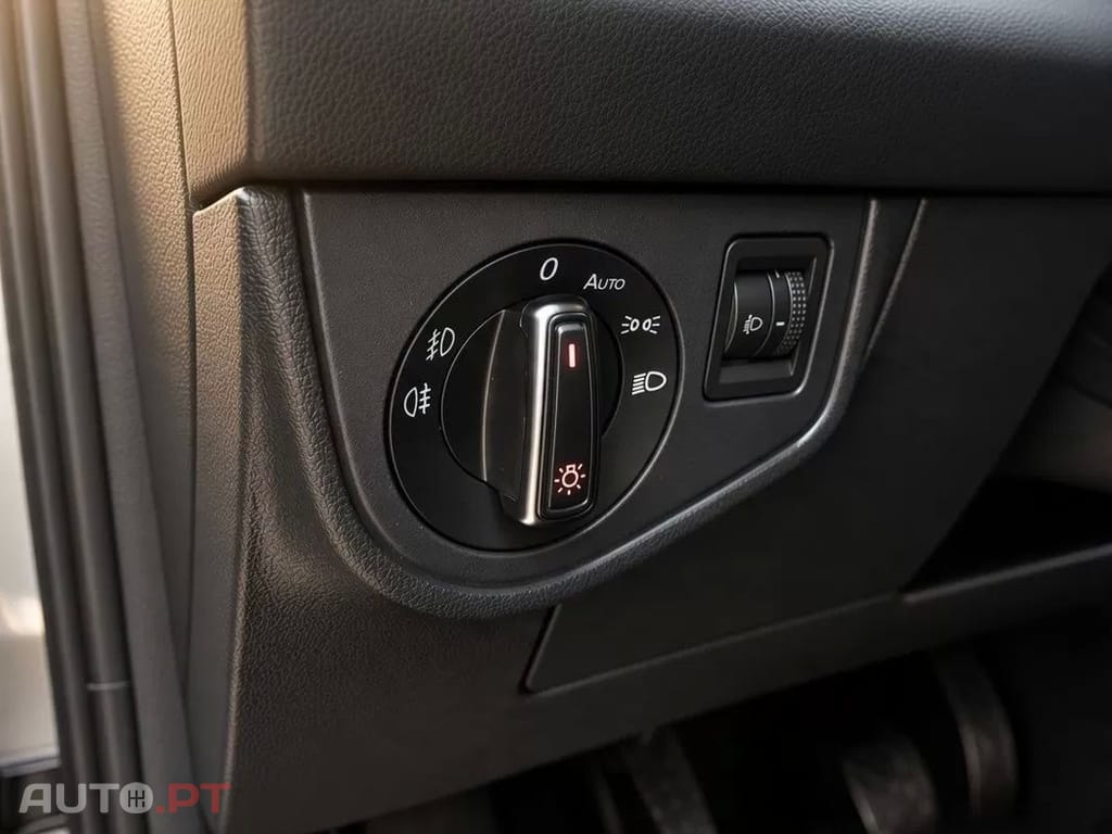 Volkswagen Polo 1.0 Confortline Nav