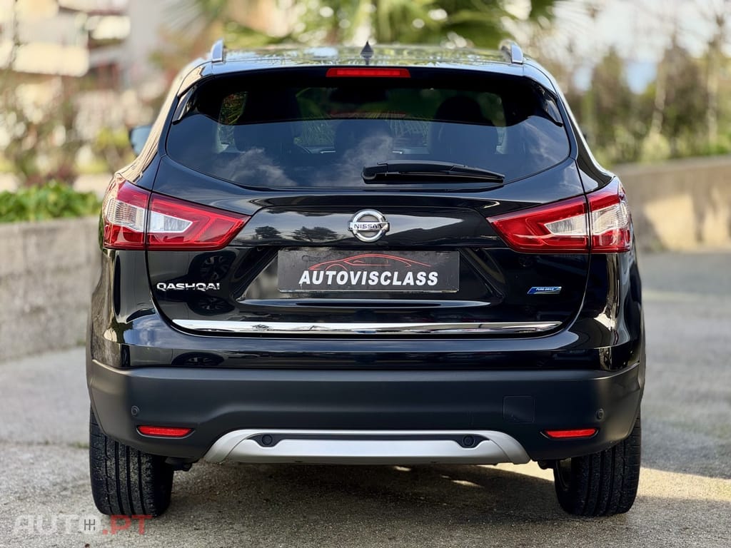 Nissan Qashqai 1.5 dCi Tekna Pele
