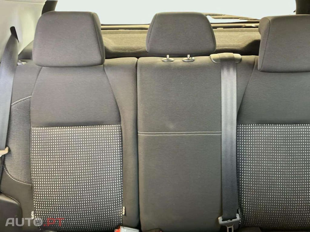 Peugeot 208 1.2 PureTech Allure EAT6