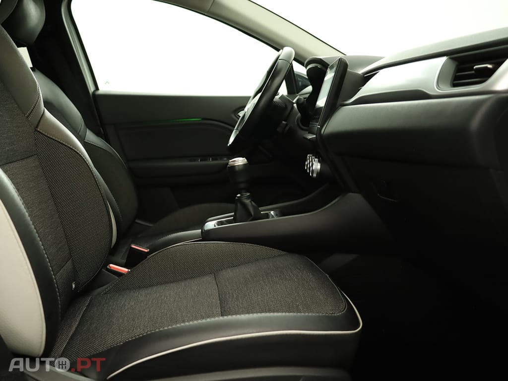 Renault Captur 1.0 TCe Techno Bi-Fuel