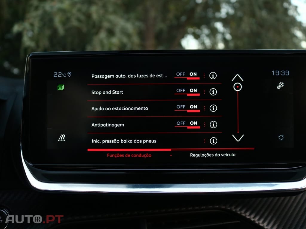 Peugeot 2008 1.2 PureTech GT Line EAT8