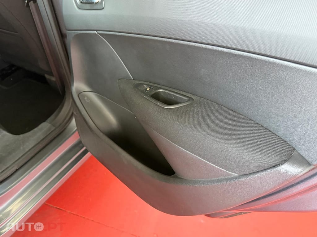 Peugeot 308 1.4 16V Executive