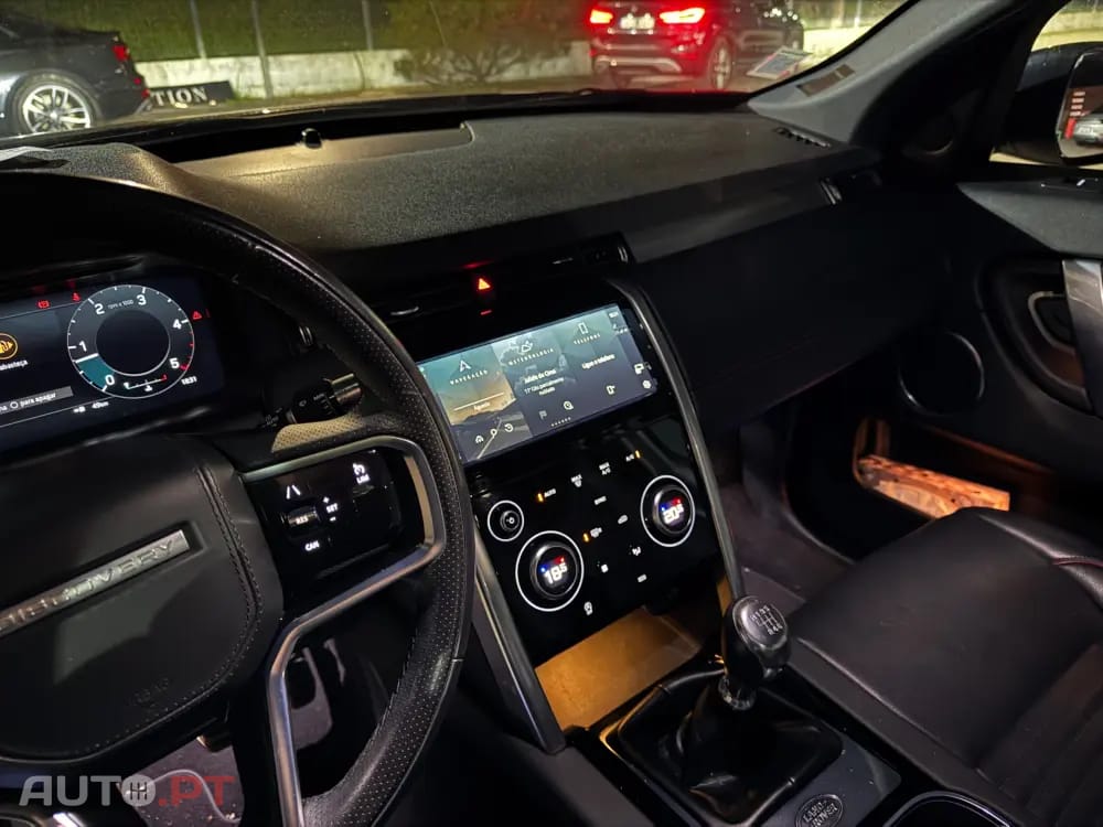 Land Rover Discovery Sport 2.0 D165 R-Dynamic S