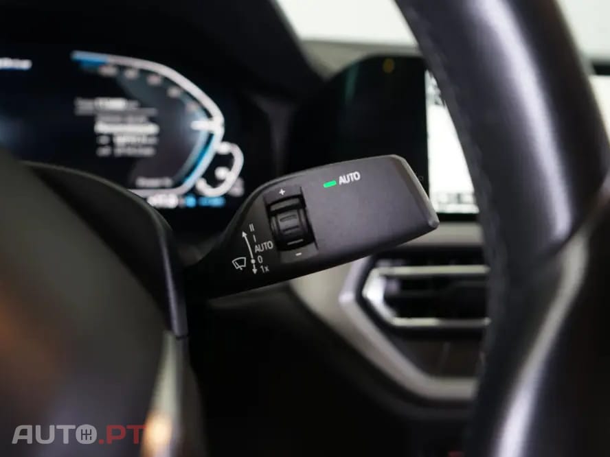 BMW 330 e Aut. Sport Line