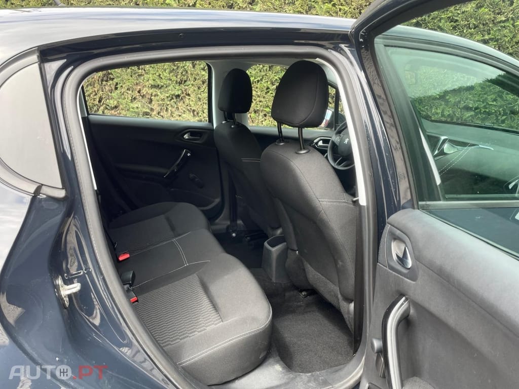 Peugeot 208 1.2 PureTech Active