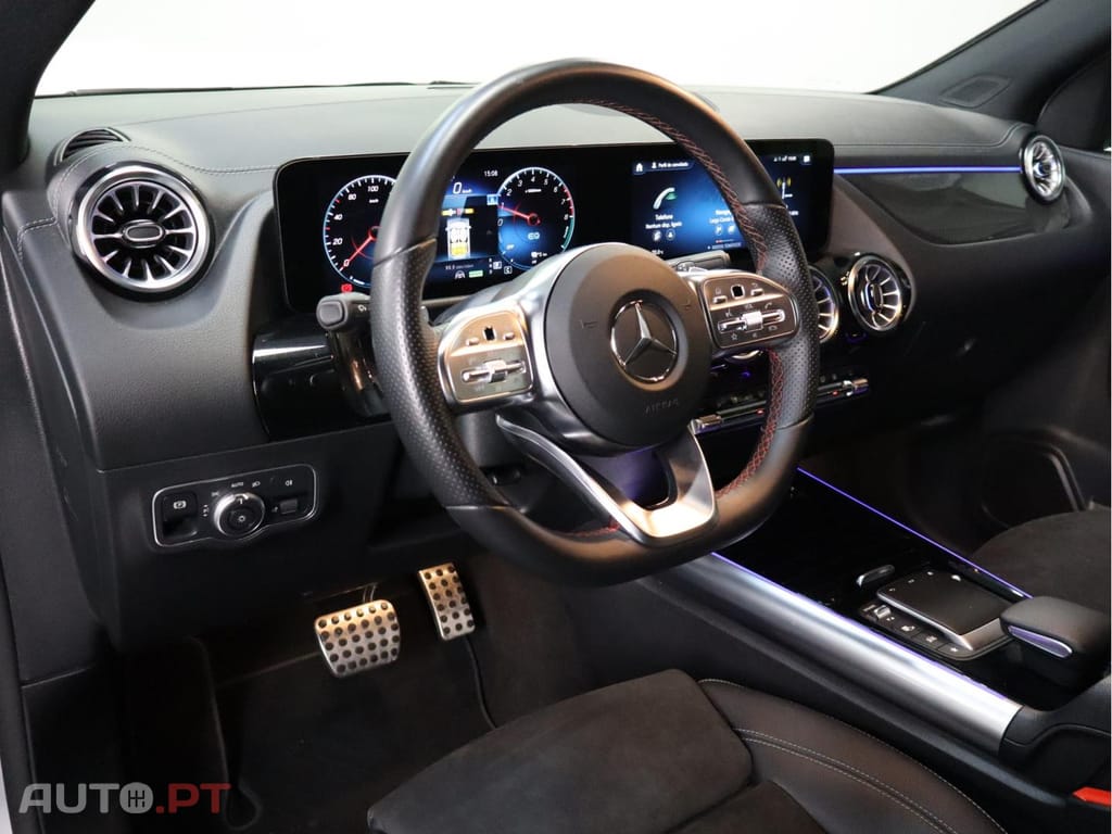 Mercedes-Benz GLA 250 e AMG LINE