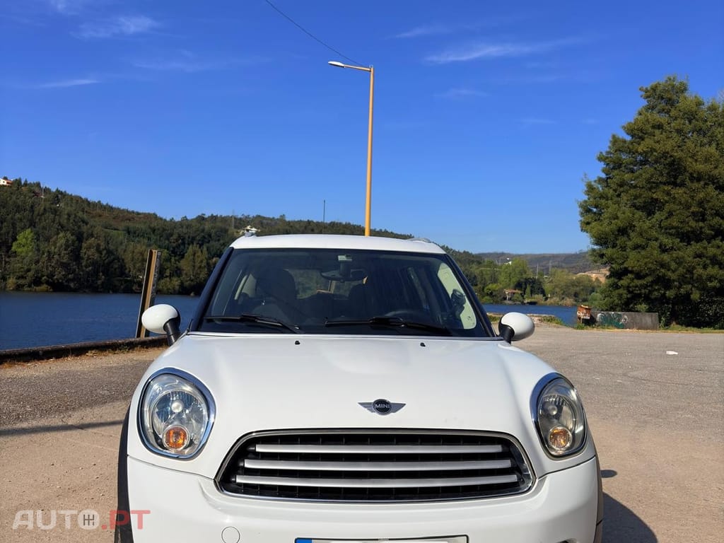 MINI Countryman One D