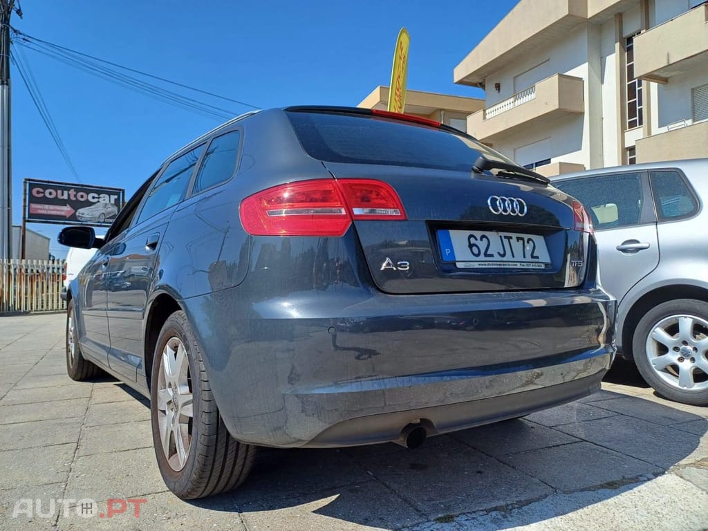 Audi A3 Sportback 1.2 TFSI Attraction — fotografia 4