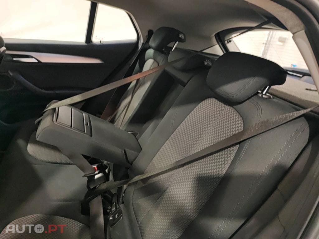 BMW X2 25 e xDrive Advantage