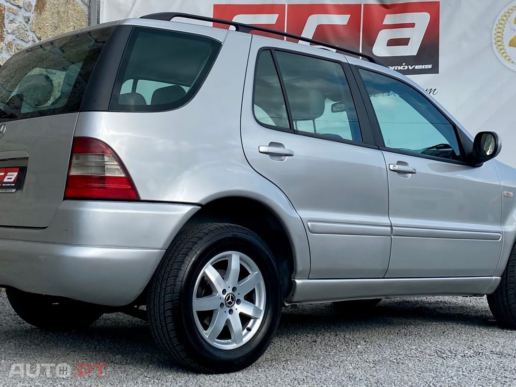 Mercedes-Benz ML 270 CDI 7 Lugares