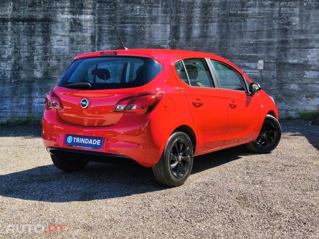 Opel Corsa 1.2 Color Edition — fotografia 3