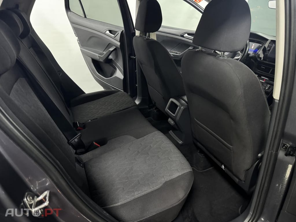 Volkswagen T-Cross 1.0 TSI Urban DSG