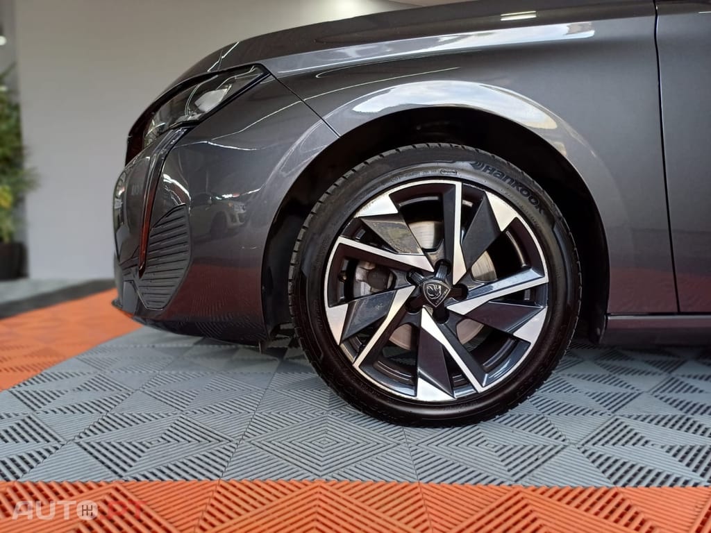 Peugeot 308 SW 1.2 PureTech Allure EAT8