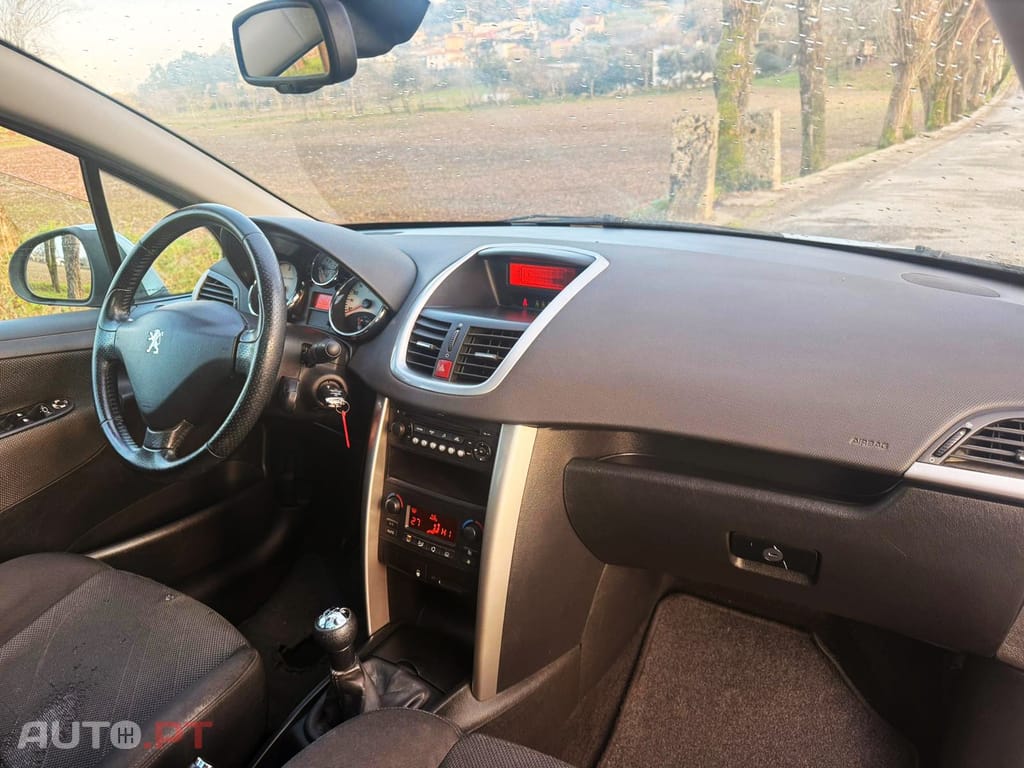 Peugeot 207 SW 1.6 HDi Outdoor FAP