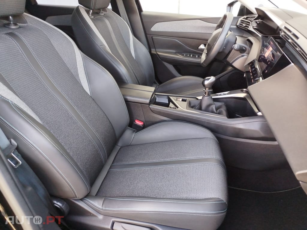 Peugeot 308 SW 1.2 PureTech Allure Full LED